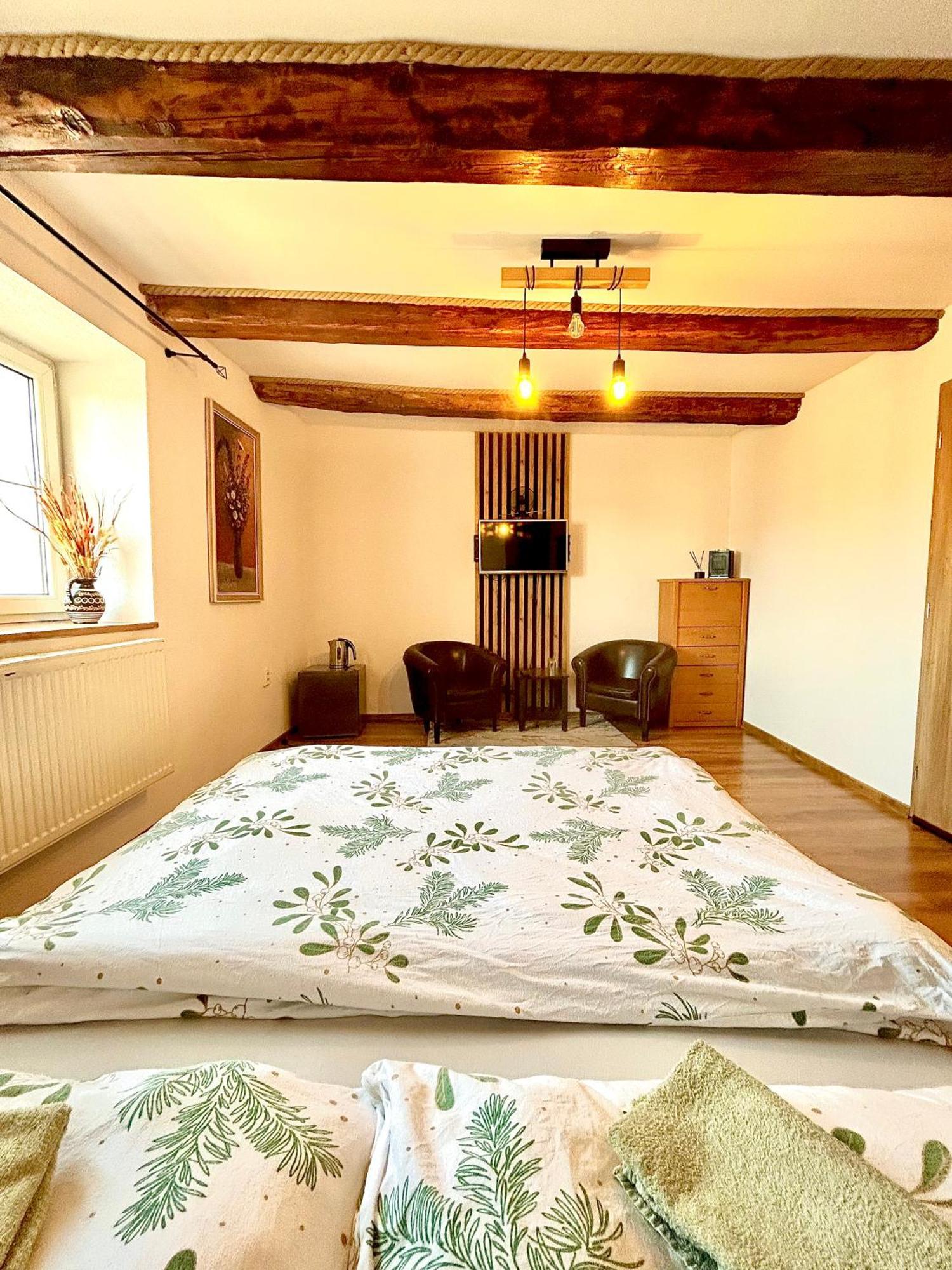 Apartman Velicka Vinaren Poprad Exterior foto